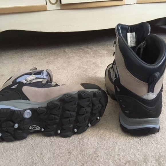 Oboz Beartooth BDry womens hiking boots - Picture 3 of 4